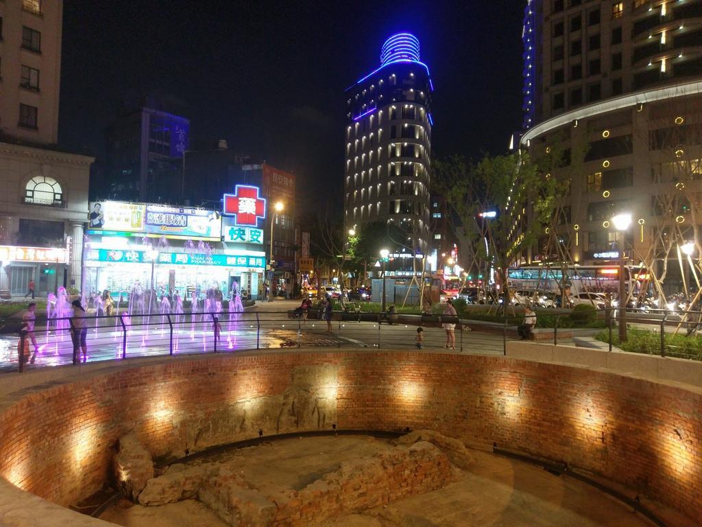 イースー ホテル タイペイ ニンシア 台北市 エクステリア 写真